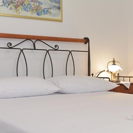 Kouki Maria Rooms Аполлония Экстерьер фото
